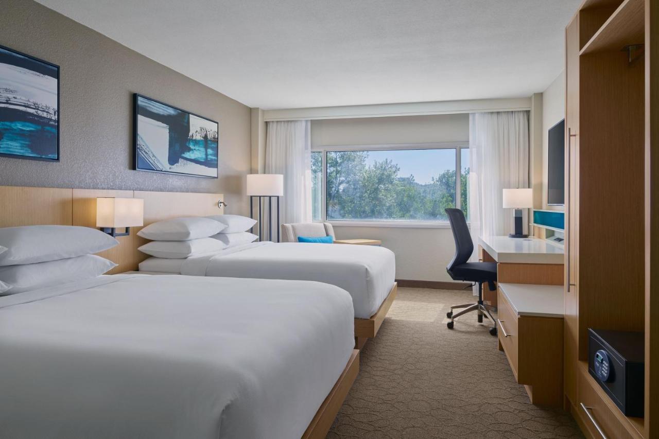Delta By Marriott West Hotel